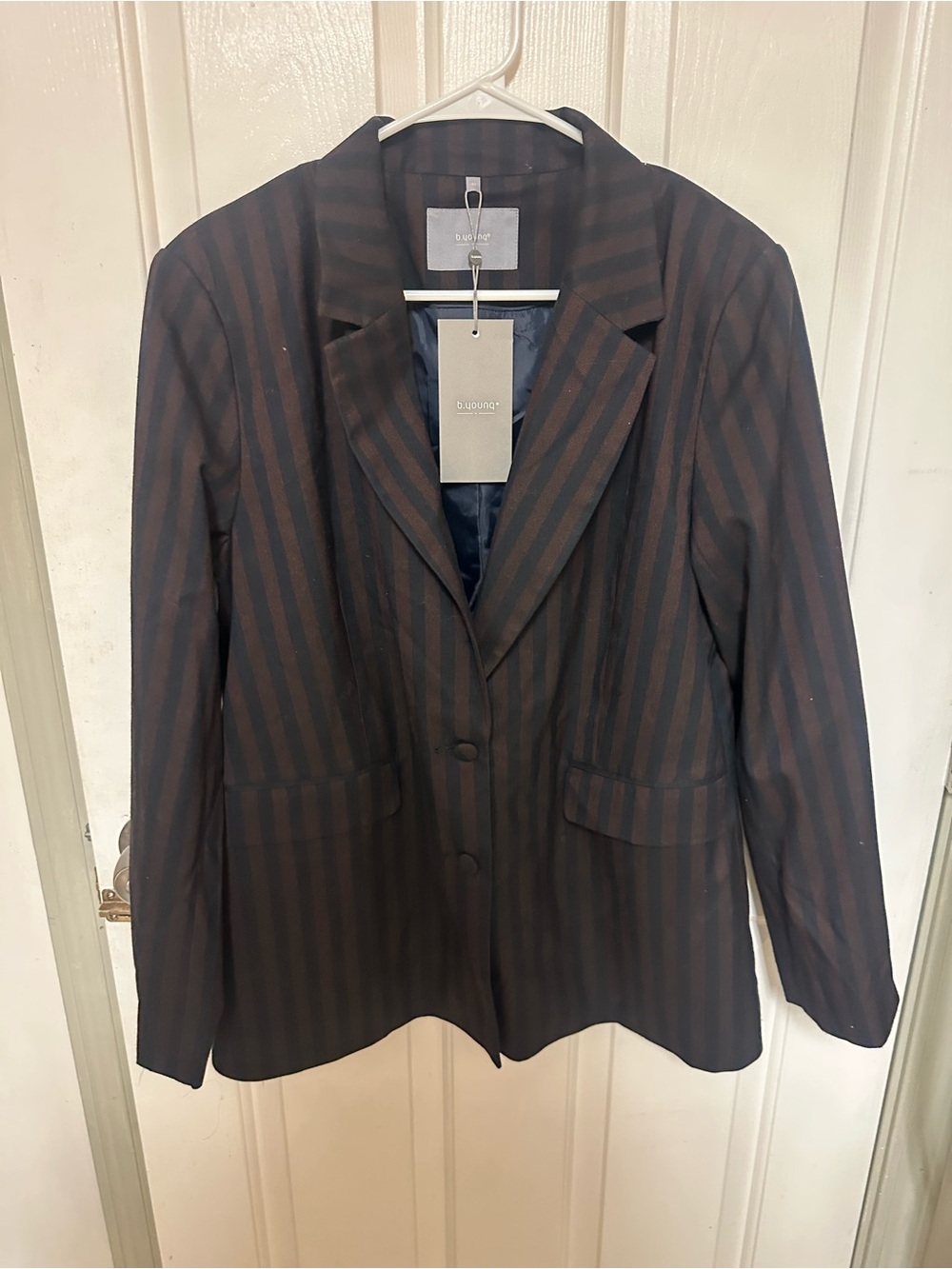 B.YOUNG NEW WITH TAG Women’s Brown & Black Striped Blazer Jacket